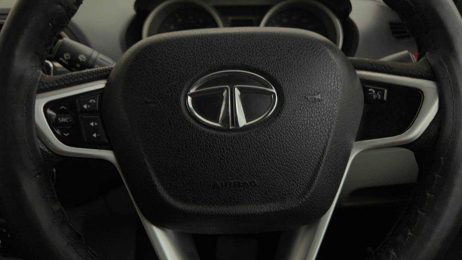 Used 2018 Tata Tiago Revotron XZA Petrol Automatic top_features Steering mounted controls