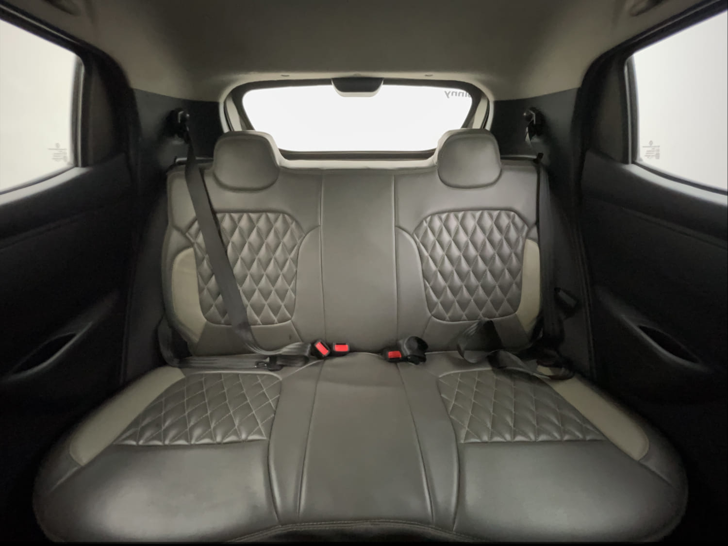 Used 2016 Renault Kwid RXT Petrol Manual interior REAR SEAT CONDITION VIEW