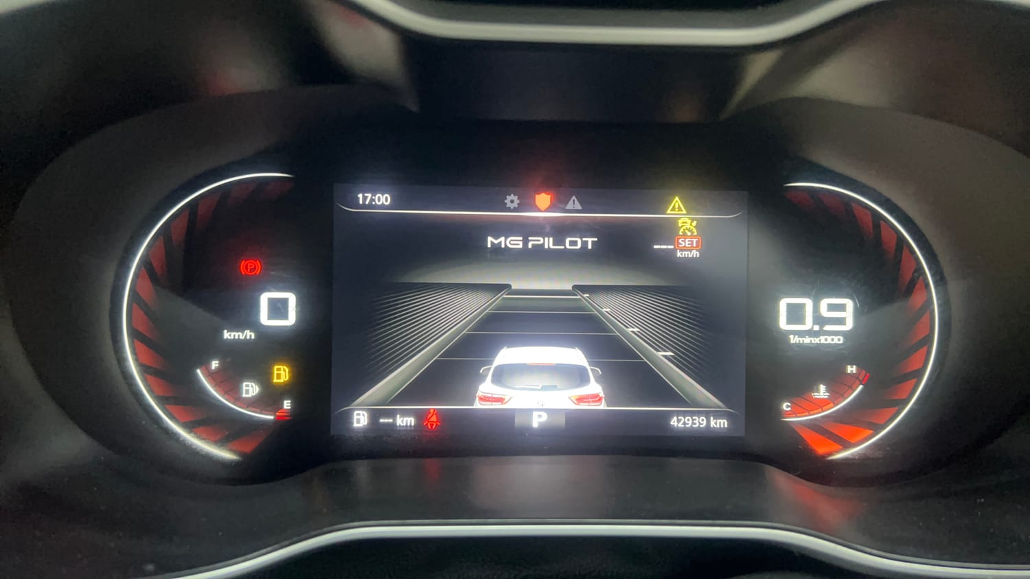Used 2022 MG Motors Astor Savvy 1.3 Turbo AT S Red Petrol Automatic interior CLUSTERMETER VIEW