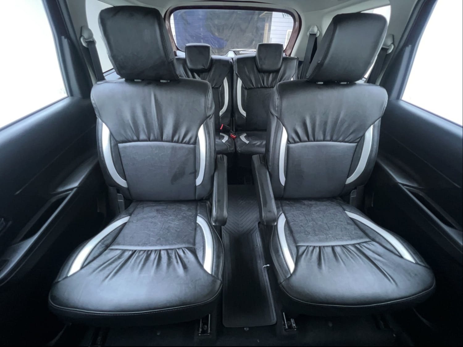 Used 2022 Maruti Suzuki XL6 Zeta AT Petrol Petrol Automatic interior REAR SEAT CONDITION VIEW
