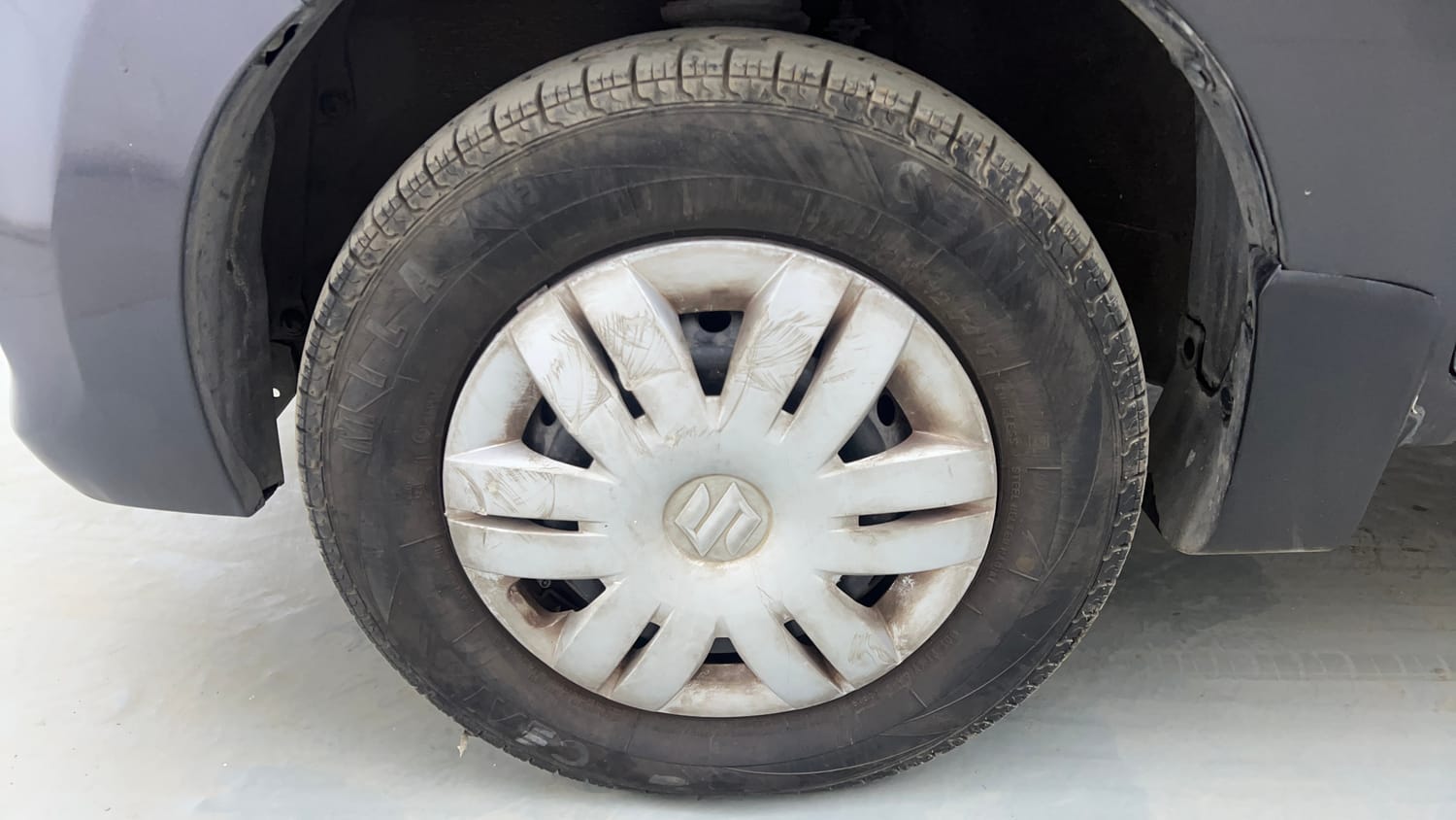 Used 2018 Maruti Suzuki Alto 800 LXi Petrol Manual tyres LEFT FRONT TYRE RIM VIEW