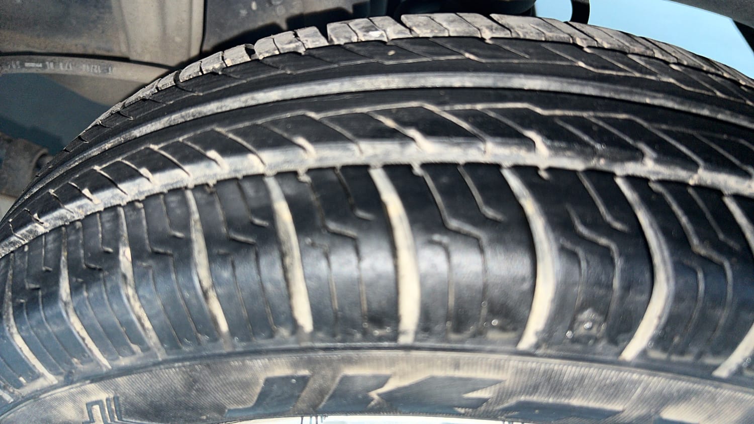 Used 2019 Maruti Suzuki Alto 800 LXi Petrol Manual tyres LEFT REAR TYRE TREAD VIEW