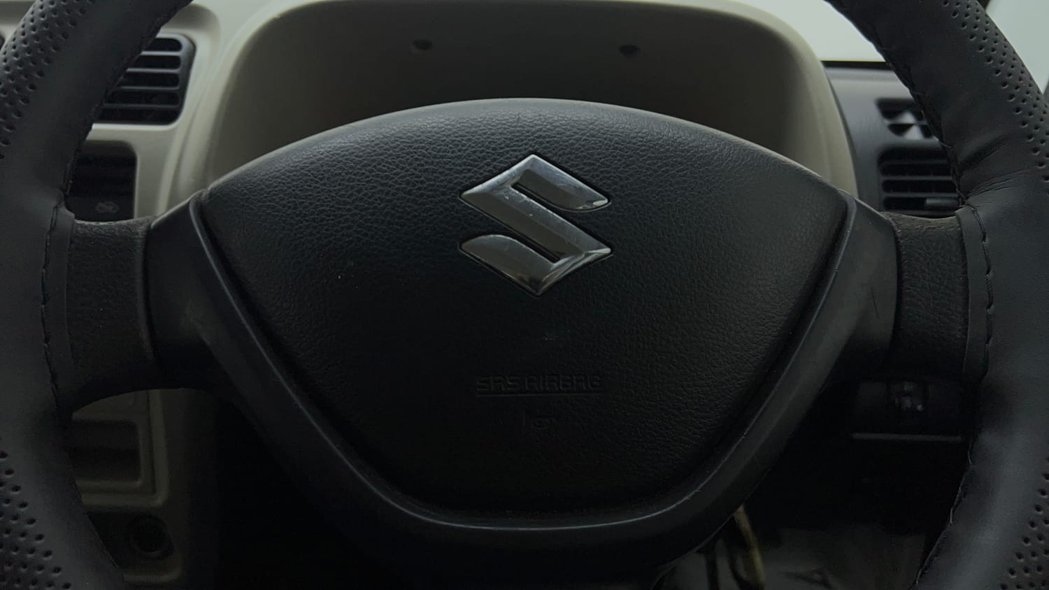 Used 2022 Maruti Suzuki Eeco 5 STR AC (O) Petrol Manual top_features Airbags