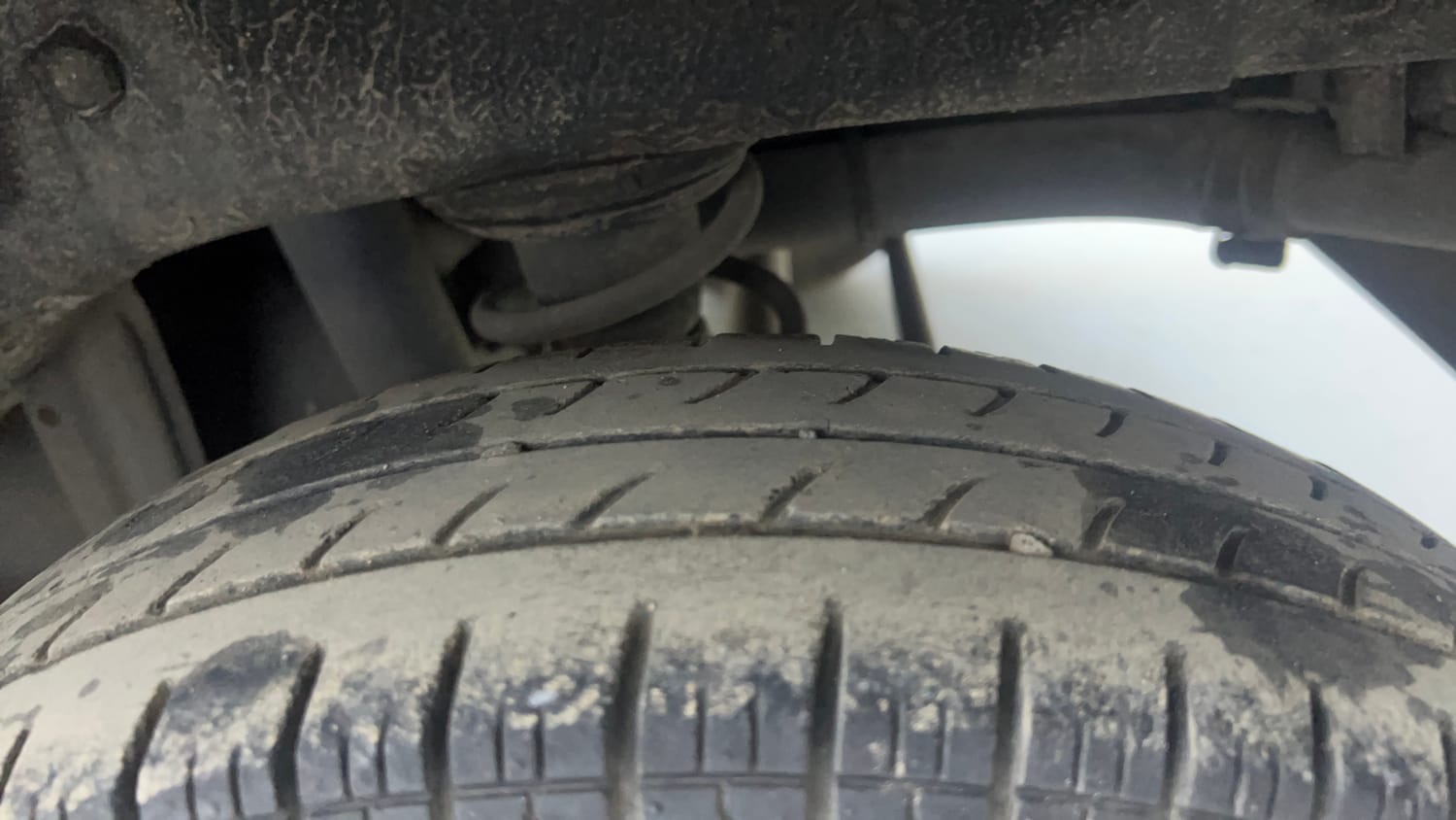 Used 2018 Maruti Suzuki Alto 800 LXi Petrol Manual tyres LEFT REAR TYRE TREAD VIEW