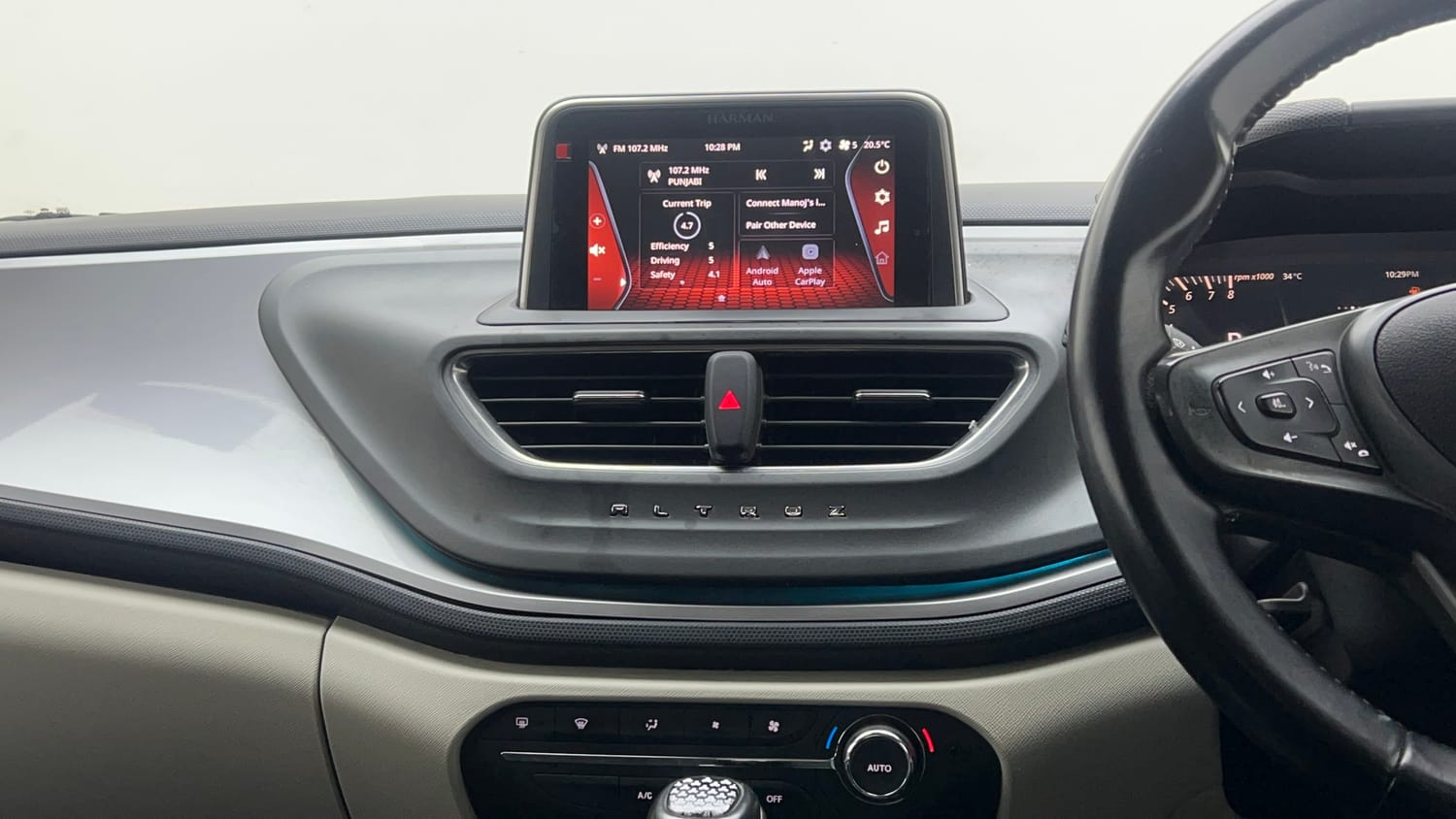 Used 2022 Tata Altroz XZA Petrol Petrol Automatic interior MUSIC SYSTEM & AC CONTROL VIEW