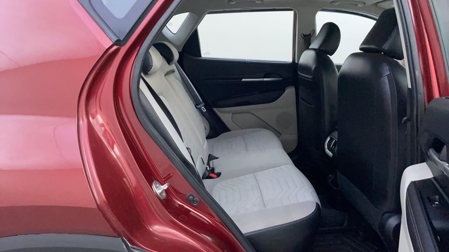 Used 2023 Kia Sonet HTX 1.0 DCT Petrol Automatic interior RIGHT SIDE REAR DOOR CABIN VIEW