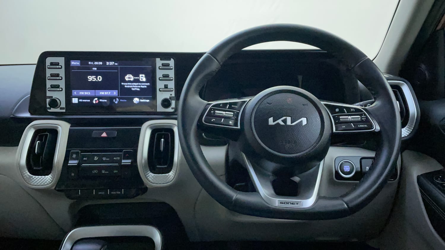Used 2023 Kia Sonet HTX 1.0 DCT Petrol Automatic interior STEERING VIEW