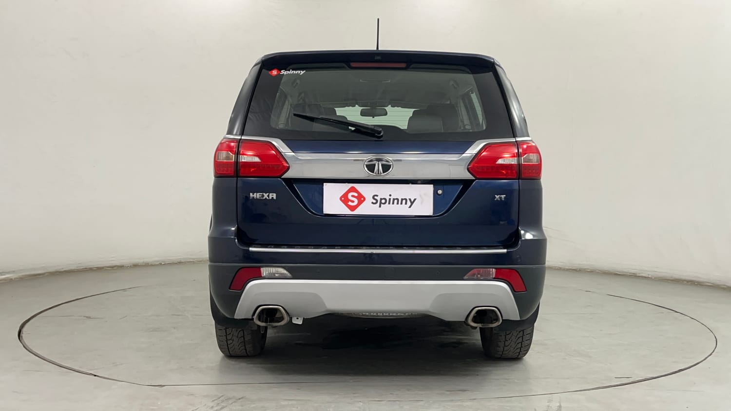Used 2018 Tata Hexa XT 4x2 7 STR Diesel Manual exterior BACK VIEW