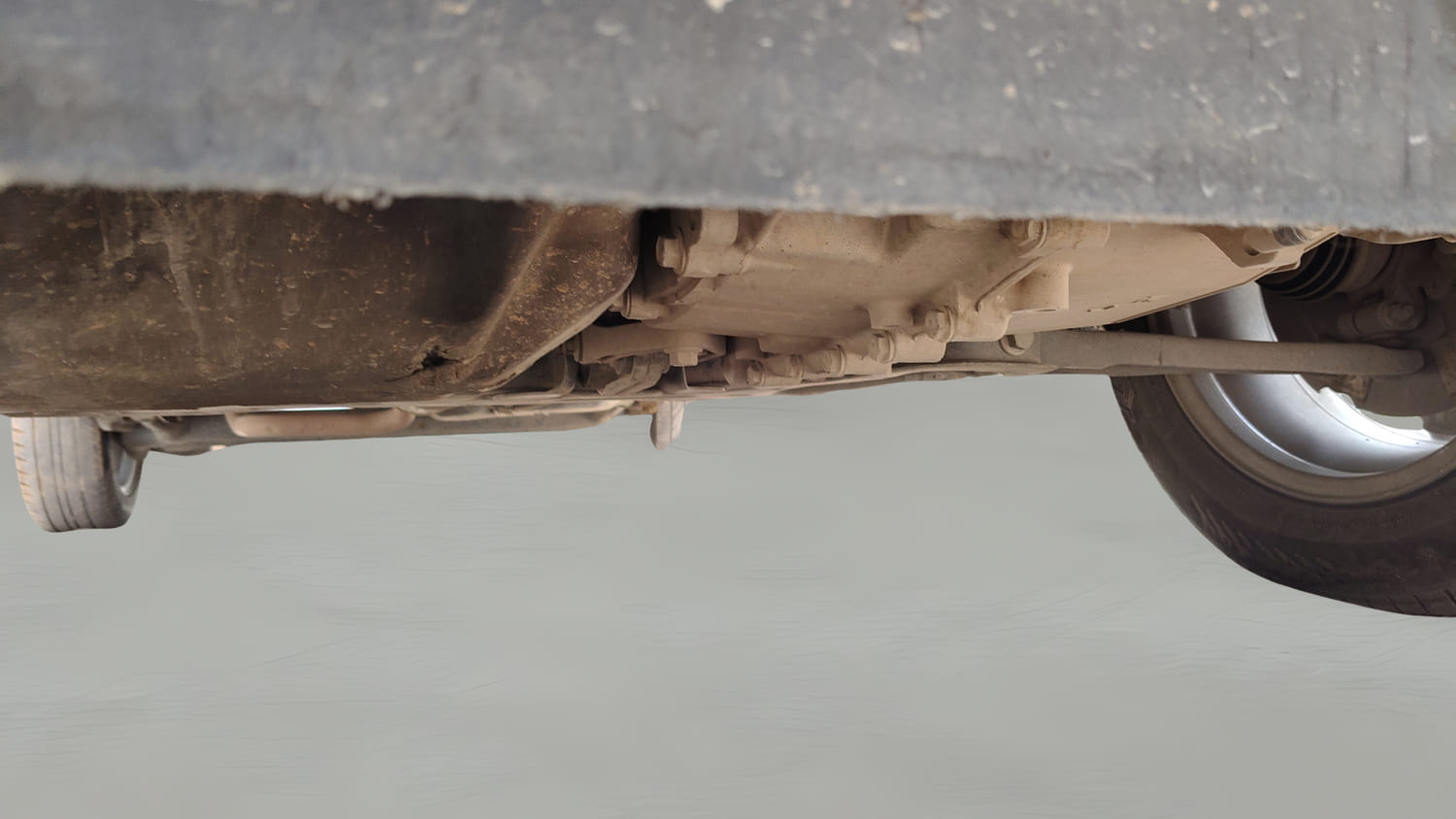 Used 2019 Ford EcoSport Titanium + 1.5L Ti-VCT AT Petrol Automatic extra FRONT LEFT UNDERBODY VIEW