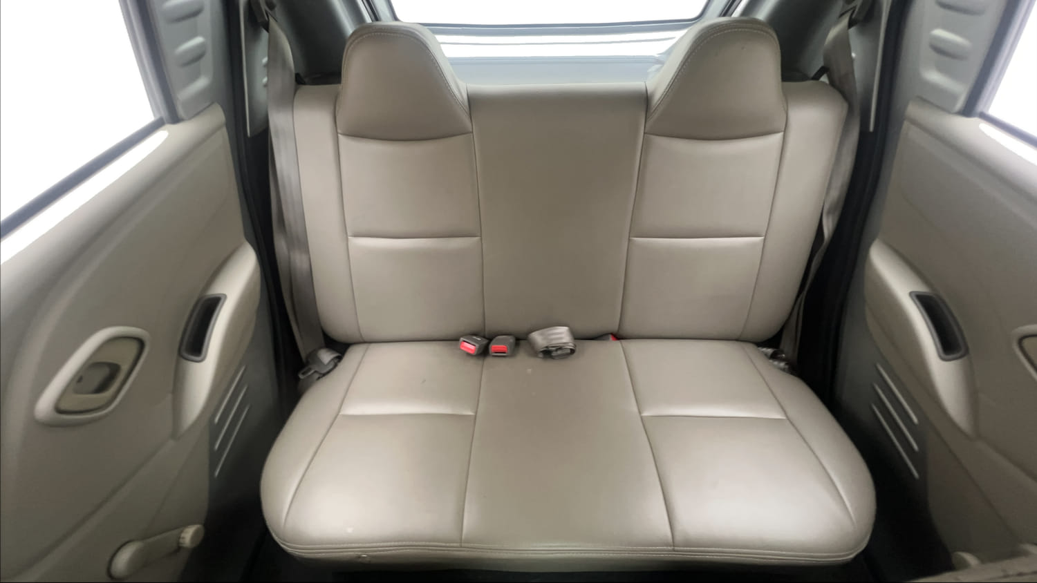Used 2017 Datsun Redi-GO S Petrol Manual interior REAR SEAT CONDITION VIEW