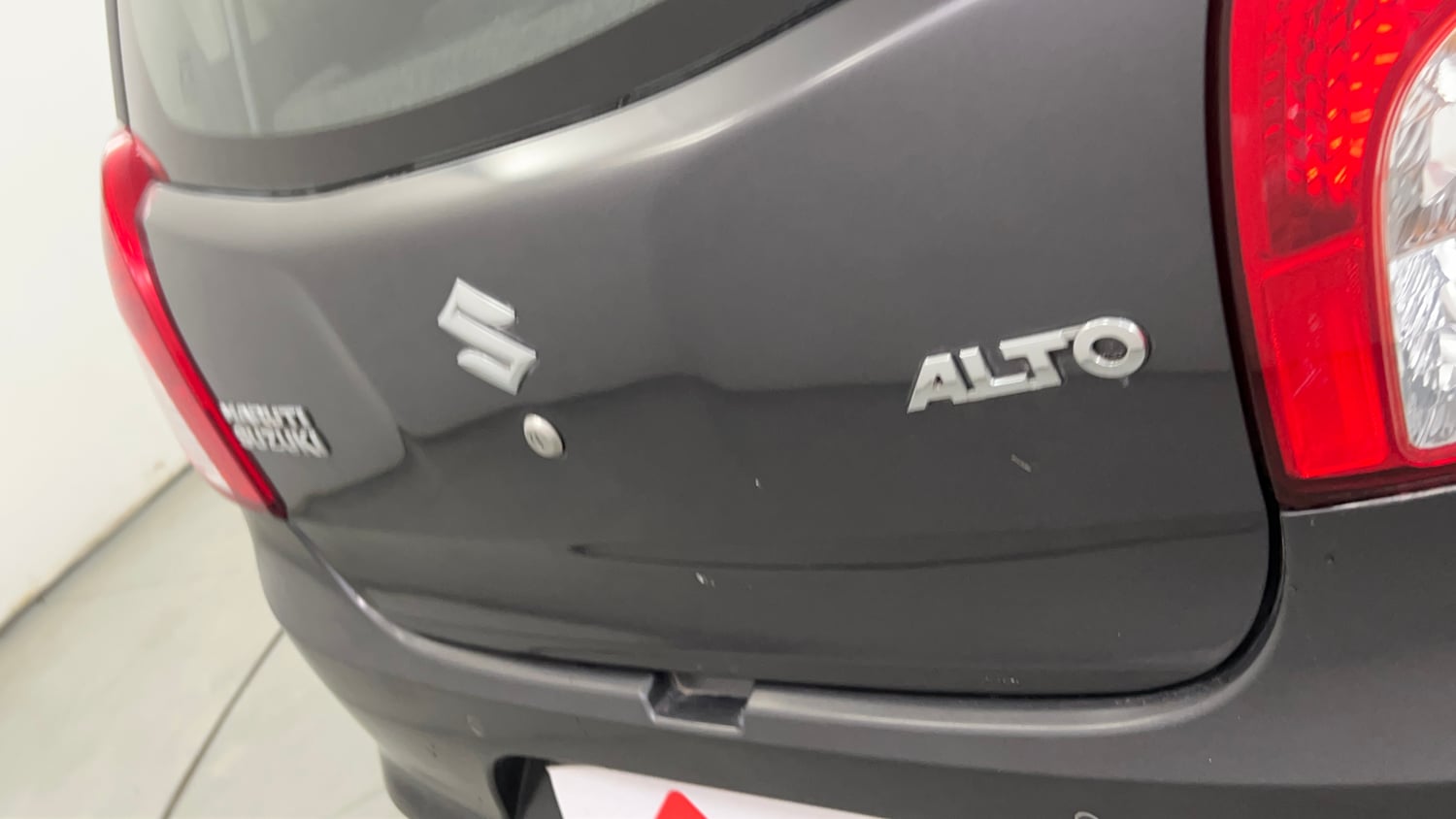 Used 2019 Maruti Suzuki Alto 800 VXi Petrol Manual dents MINOR DENT