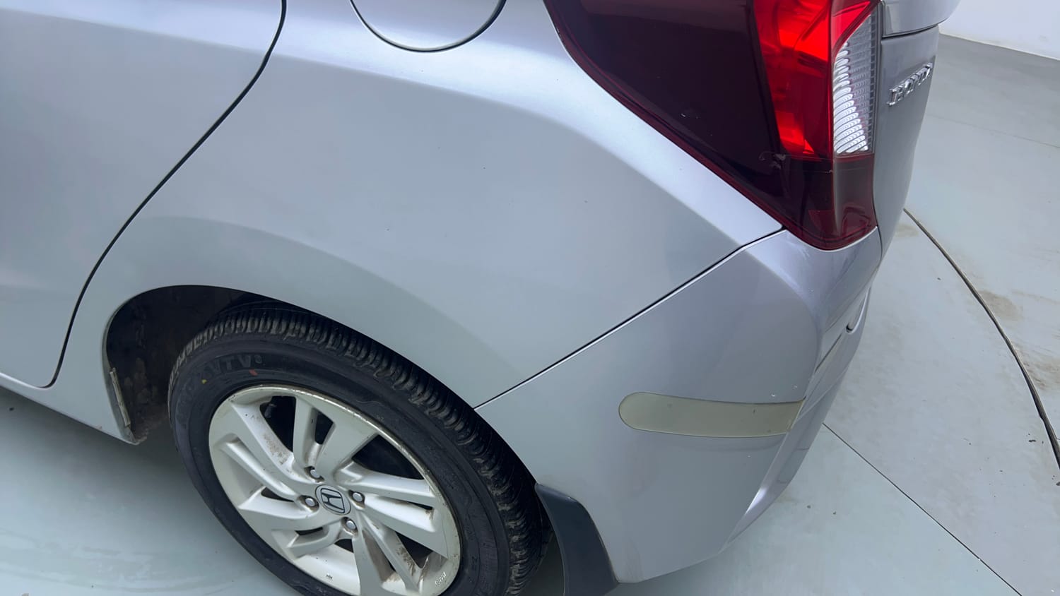 Used 2015 Honda Jazz VX Petrol Petrol Manual dents MINOR DENT