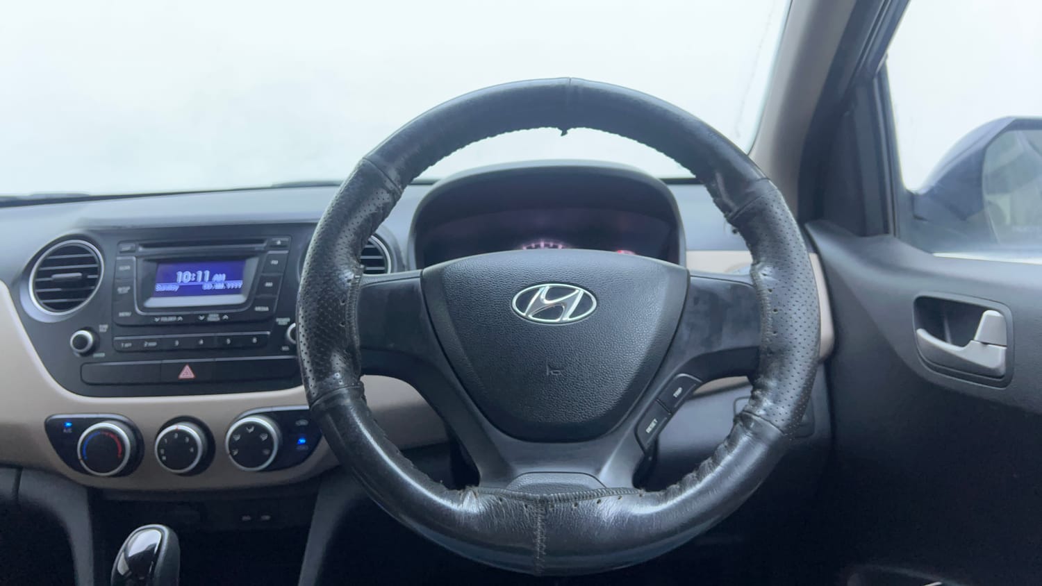 Used 2014 Hyundai Grand i10 Sportz AT 1.2 Kappa VTVT Petrol Automatic interior STEERING VIEW