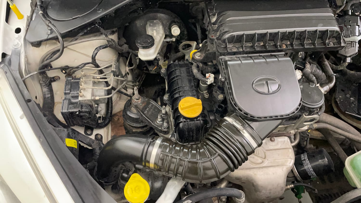 Used 2019 Tata Tiago Revotron XZ Petrol Manual engine ENGINE RIGHT SIDE VIEW