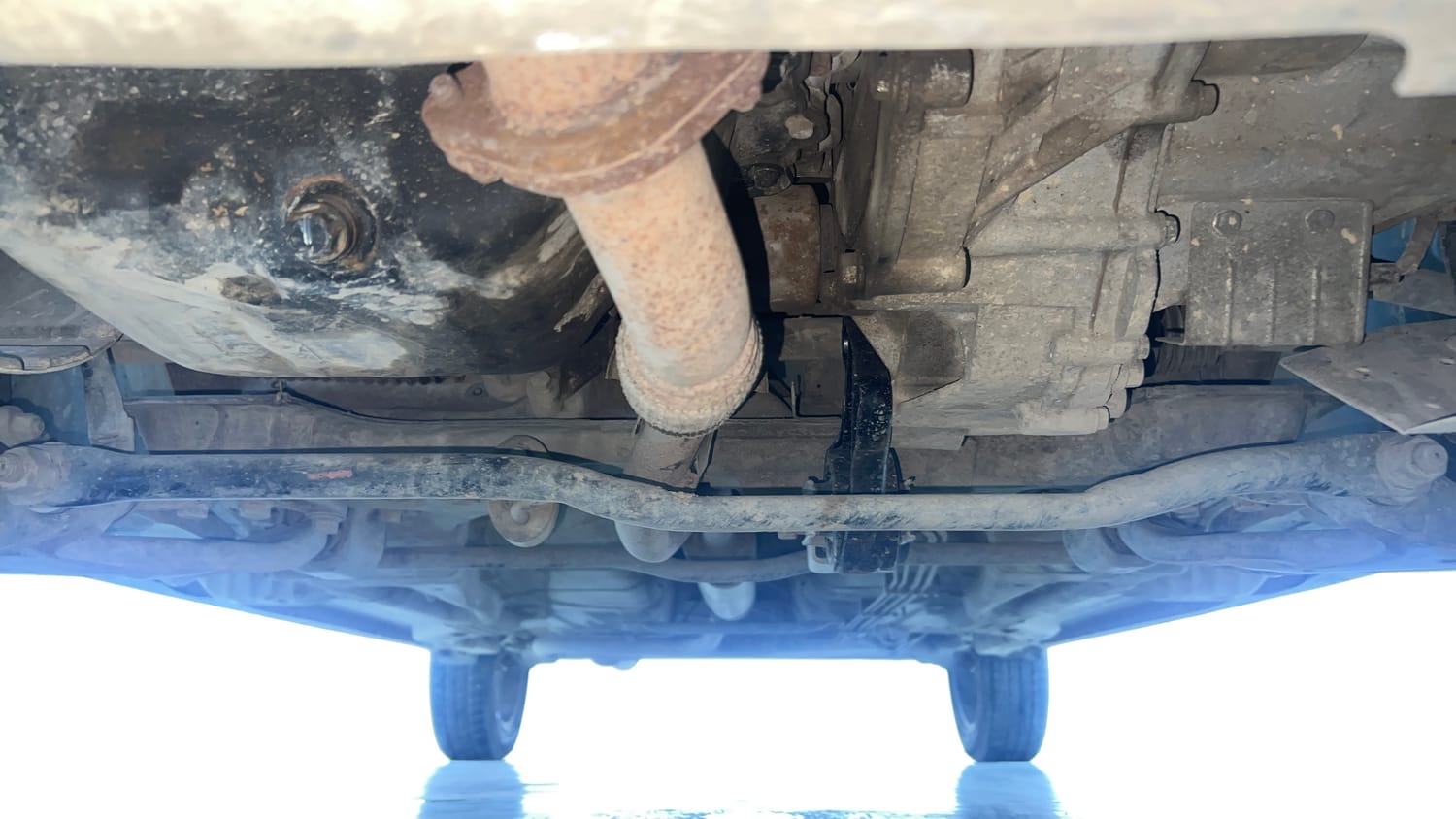 Used 2022 Tata Tigor XZA Plus Petrol Automatic extra FRONT LEFT UNDERBODY VIEW