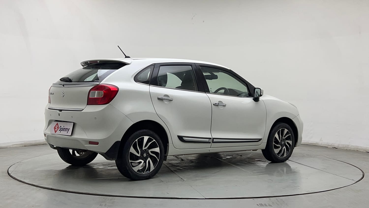 Used 2021 Maruti Suzuki Baleno Zeta Petrol Manual exterior RIGHT REAR CORNER VIEW