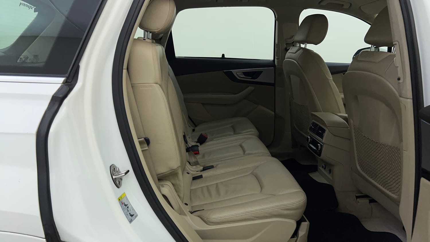 Used 2018 Audi Q7 45 TFSI Premium Plus Petrol Automatic interior RIGHT SIDE REAR DOOR CABIN VIEW