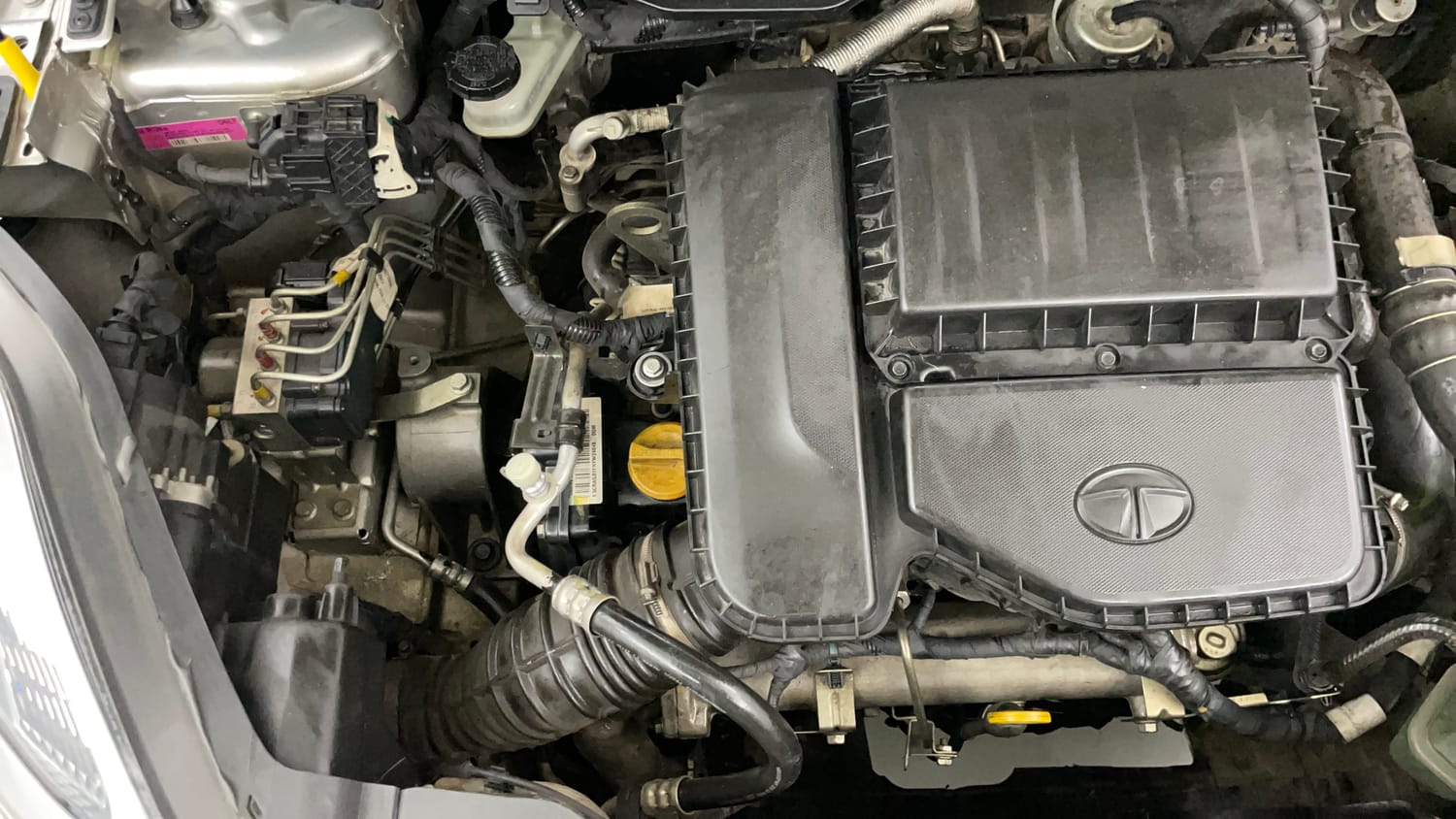 Used 2018 Tata Nexon XZ Plus Diesel Diesel Manual engine ENGINE RIGHT SIDE VIEW