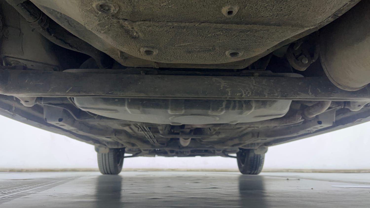 Used 2018 Tata Tiago Revotron XT Petrol Manual extra REAR UNDERBODY VIEW (TAKEN FROM REAR)