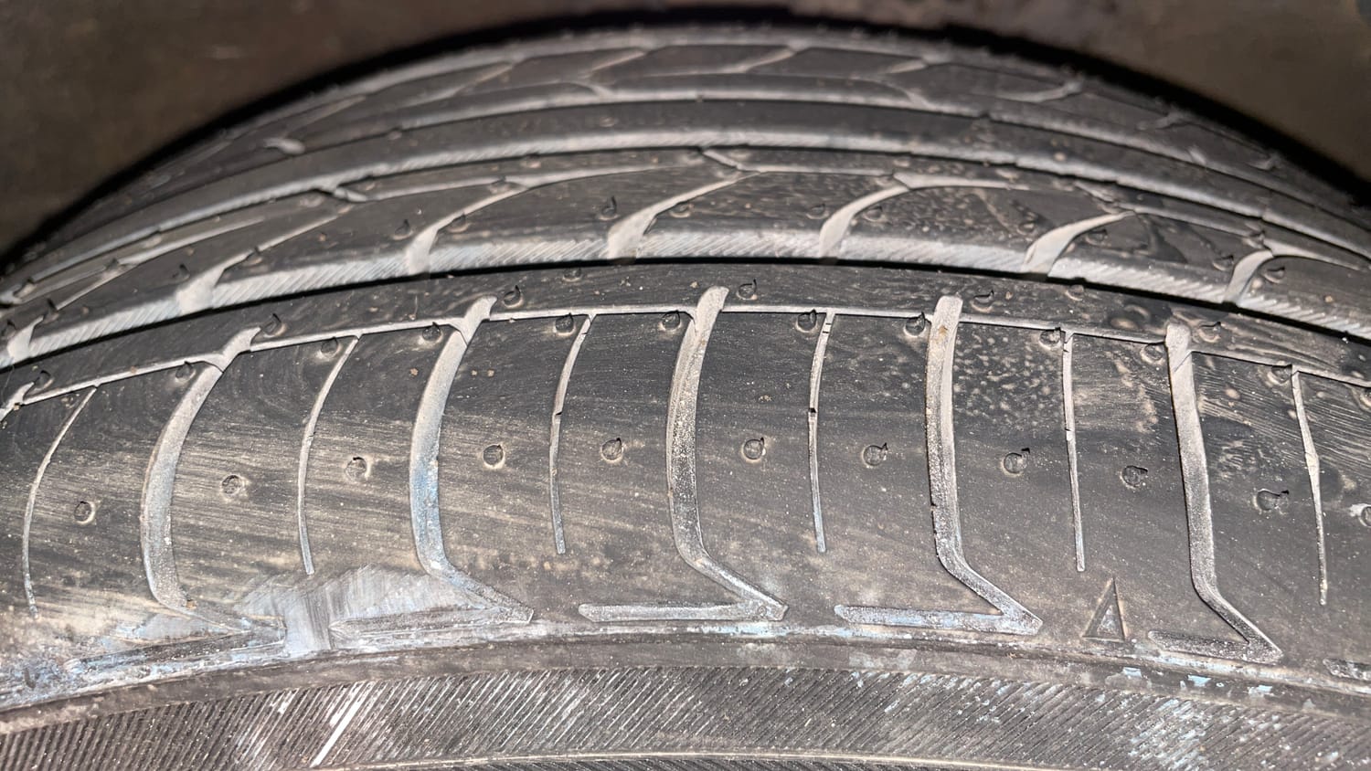 Used 2014 Hyundai Verna Fluidic 1.6 VTVT SX Petrol Manual tyres RIGHT FRONT TYRE TREAD VIEW
