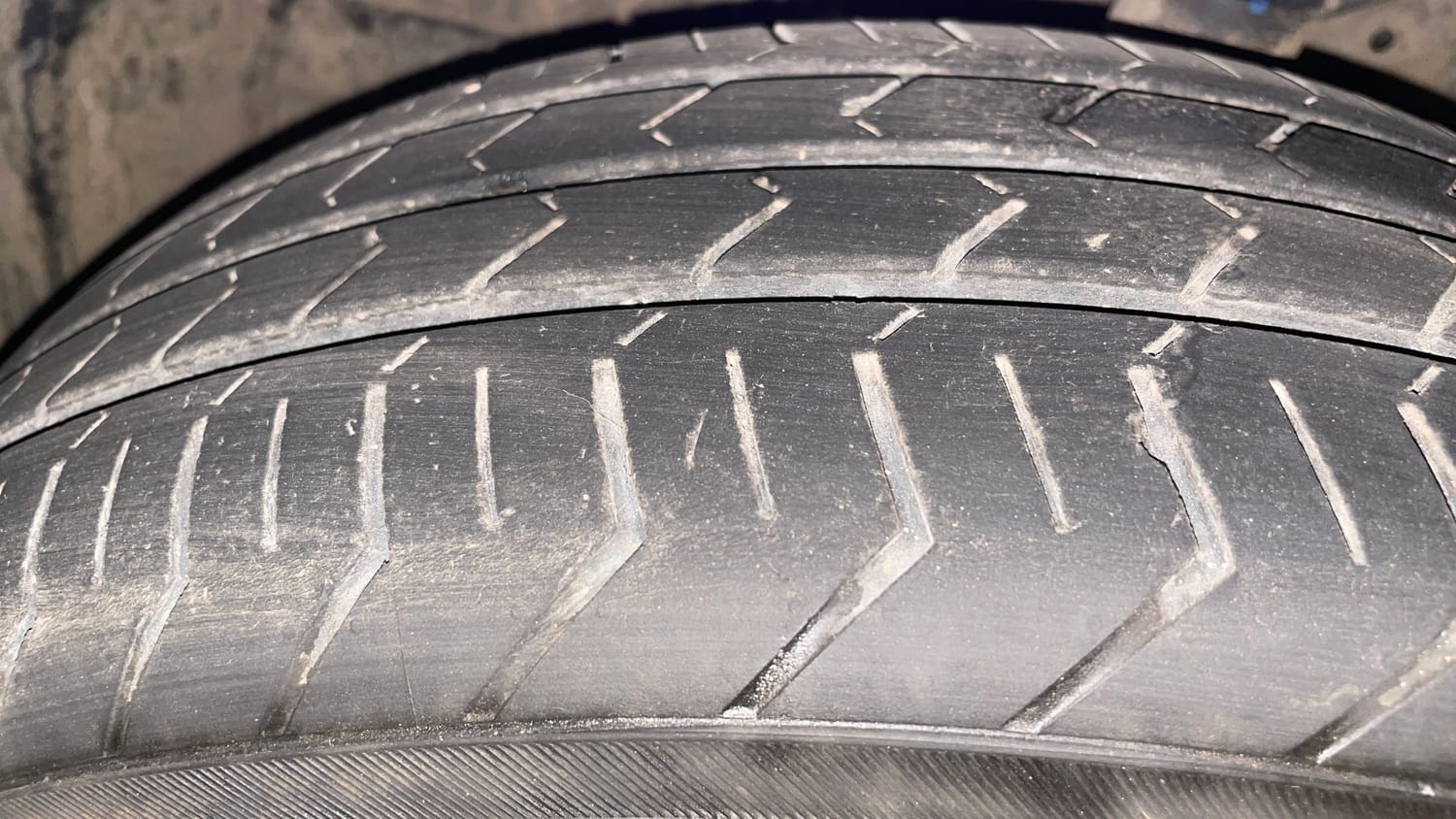 Used 2023 Maruti Suzuki Celerio ZXi Plus AMT Petrol Automatic tyres LEFT FRONT TYRE TREAD VIEW