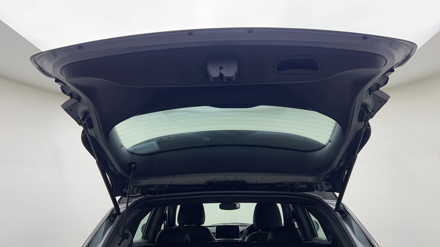 Used 2021 Jeep Compass Model S (O) 1.4 Petrol DCT Petrol Automatic interior DICKY DOOR OPEN VIEW