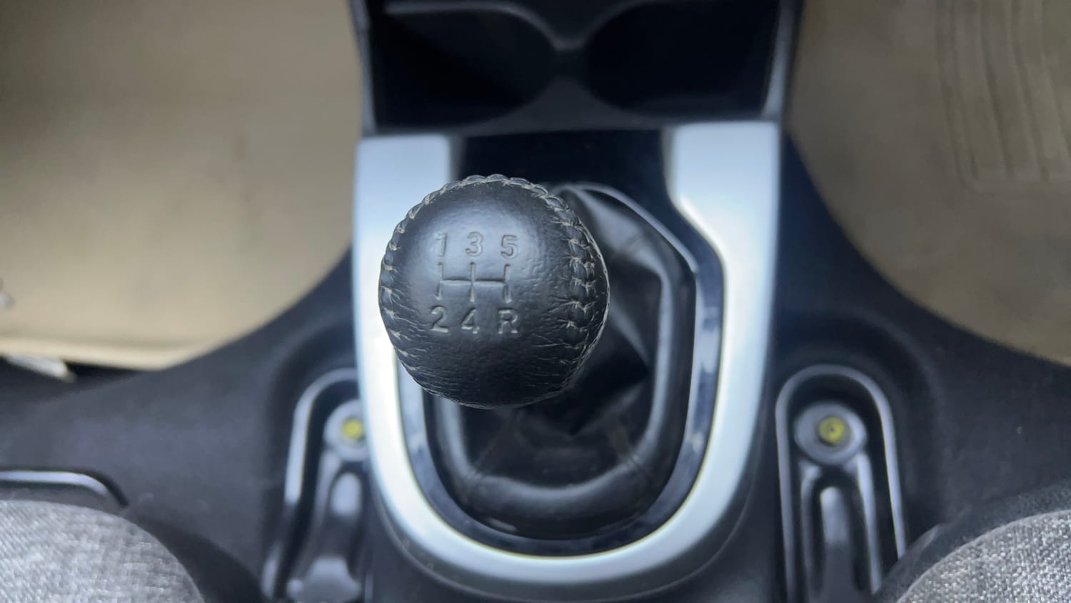 Used 2015 Honda Jazz VX Petrol Petrol Manual interior GEAR  KNOB VIEW