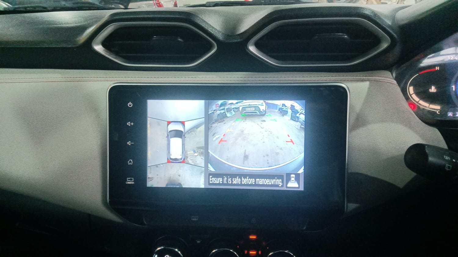 Used 2025 Nissan Magnite Tekna B4D 1.0 Petrol MT Petrol Manual top_features 360 view camera