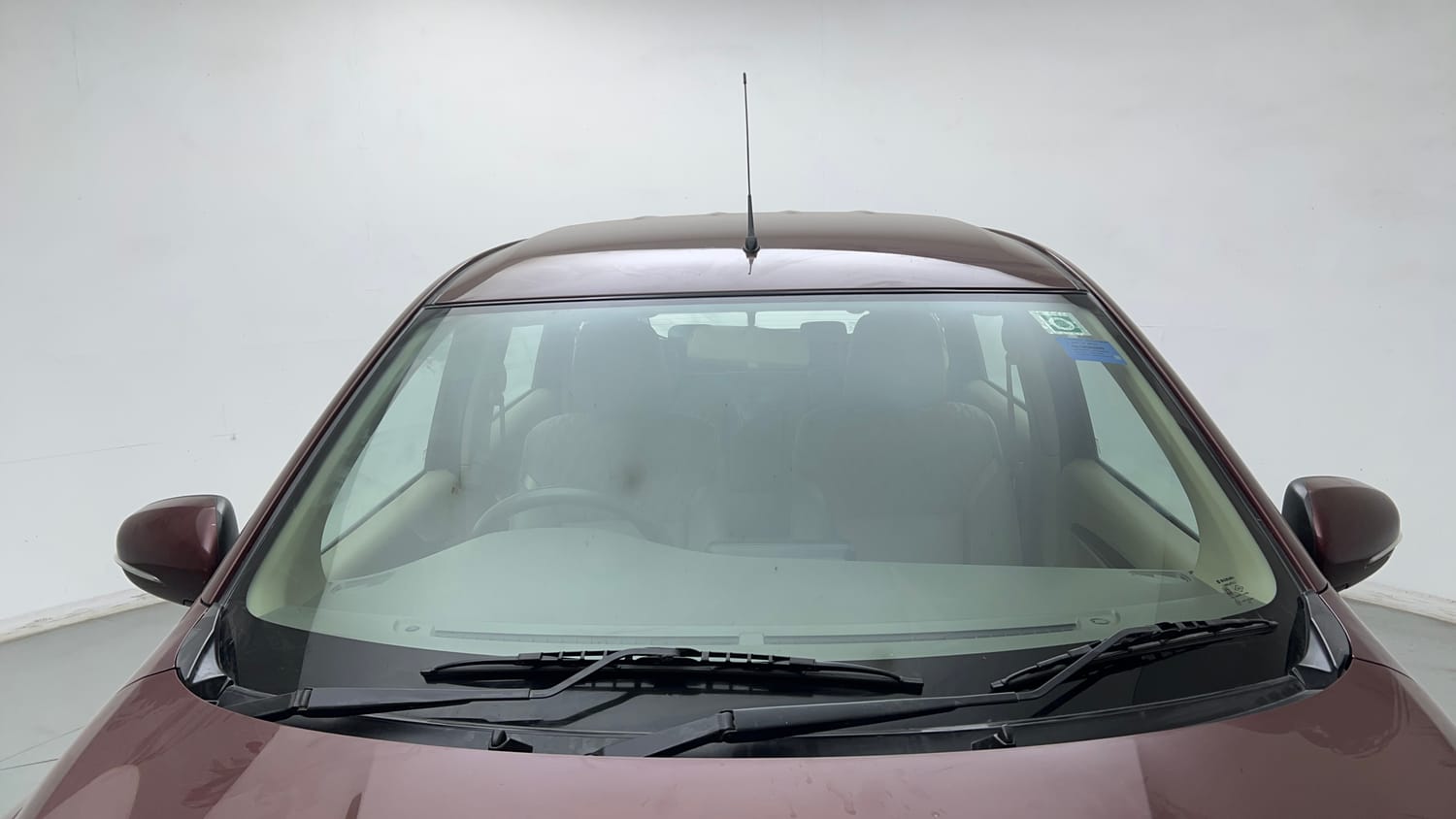 Used 2019 Maruti Suzuki New Ertiga ZXi Petrol Manual exterior FRONT WINDSHIELD VIEW