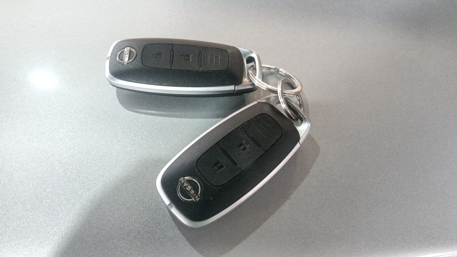 Used 2025 Nissan Magnite Tekna B4D 1.0 Petrol MT Petrol Manual extra CAR KEY VIEW