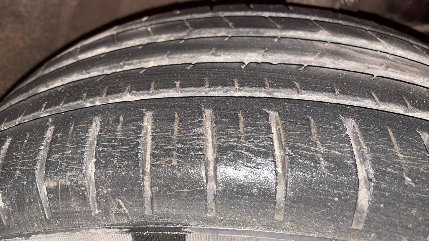 Used 2019 Maruti Suzuki Baleno Zeta Petrol Manual tyres RIGHT FRONT TYRE TREAD VIEW