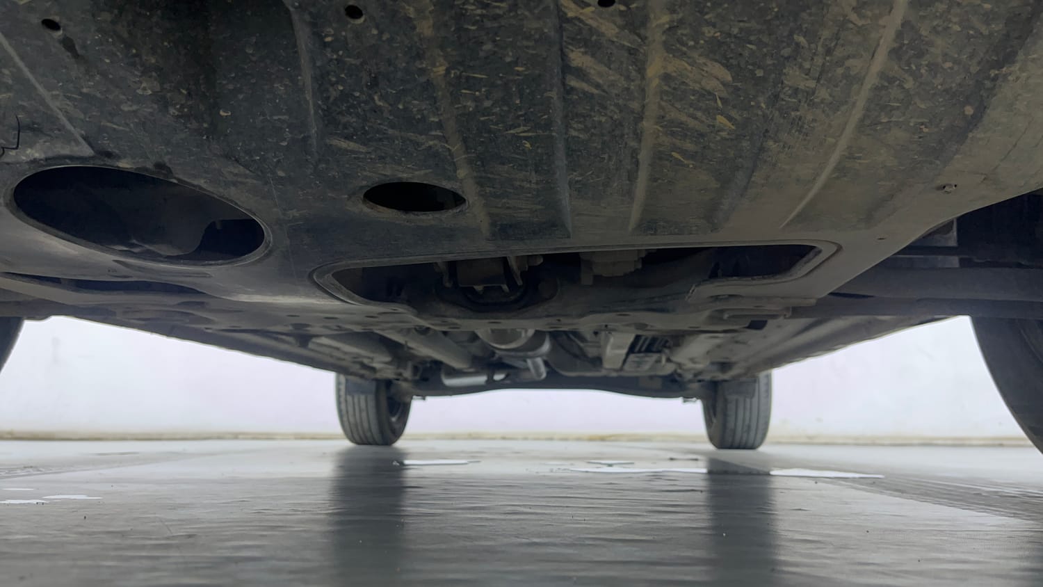 Used 2022 Hyundai Creta S 1.5 Petrol iMT Petrol Manual extra FRONT LEFT UNDERBODY VIEW