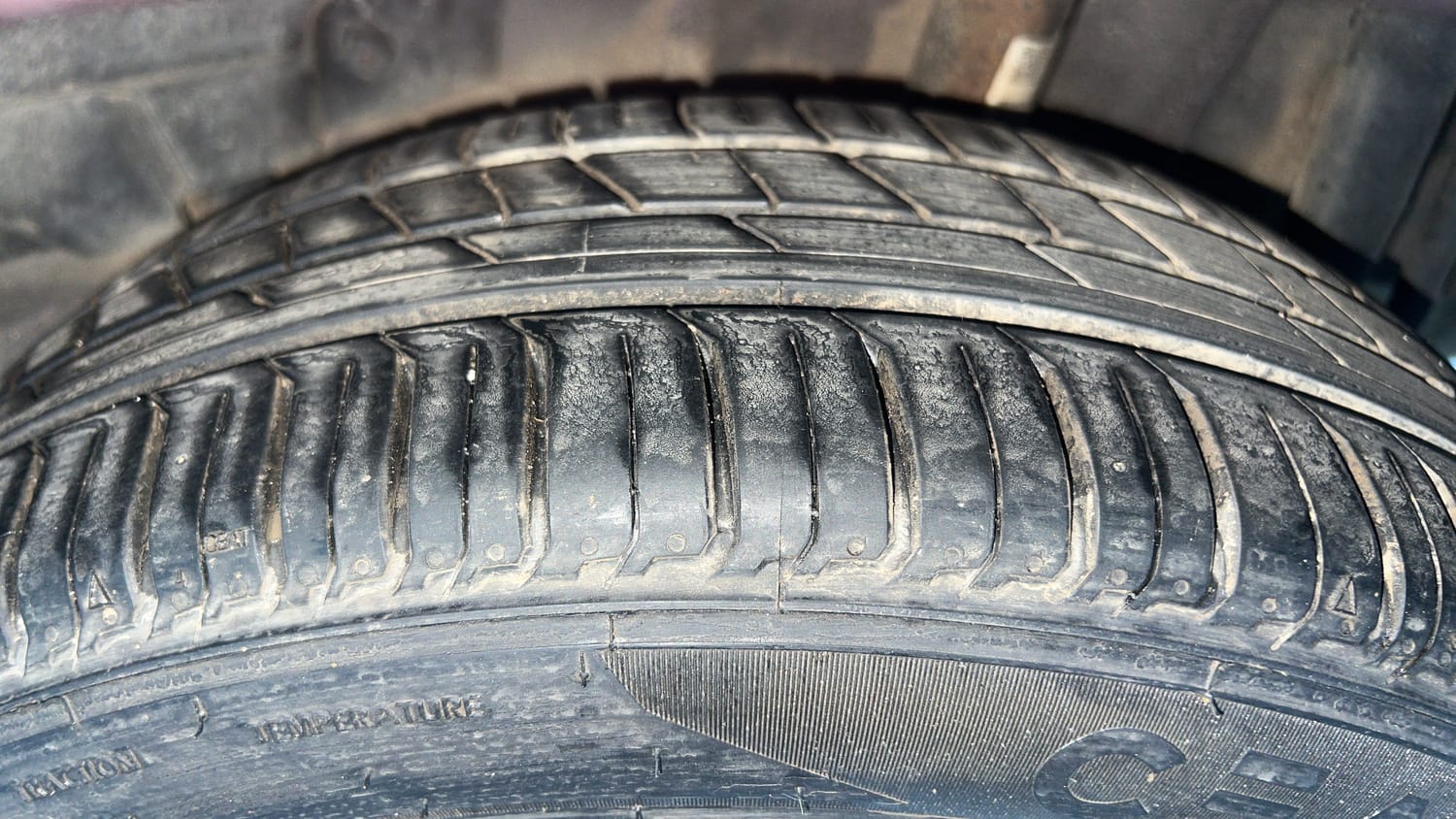 Used 2022 Tata Tigor XZA Plus Petrol Automatic tyres LEFT REAR TYRE TREAD VIEW