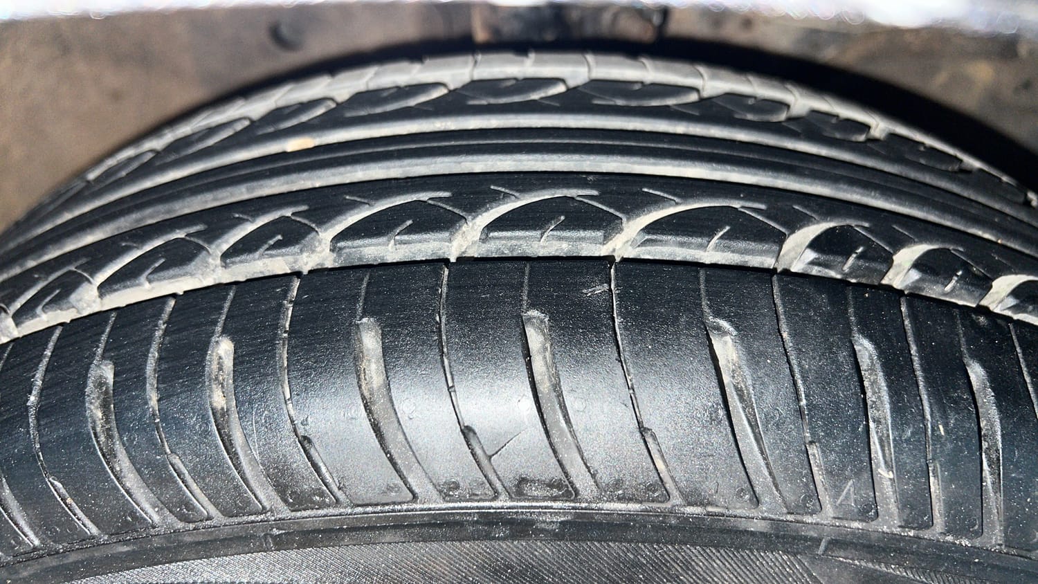Used 2017 Honda Jazz S Petrol Petrol Manual tyres RIGHT FRONT TYRE TREAD VIEW