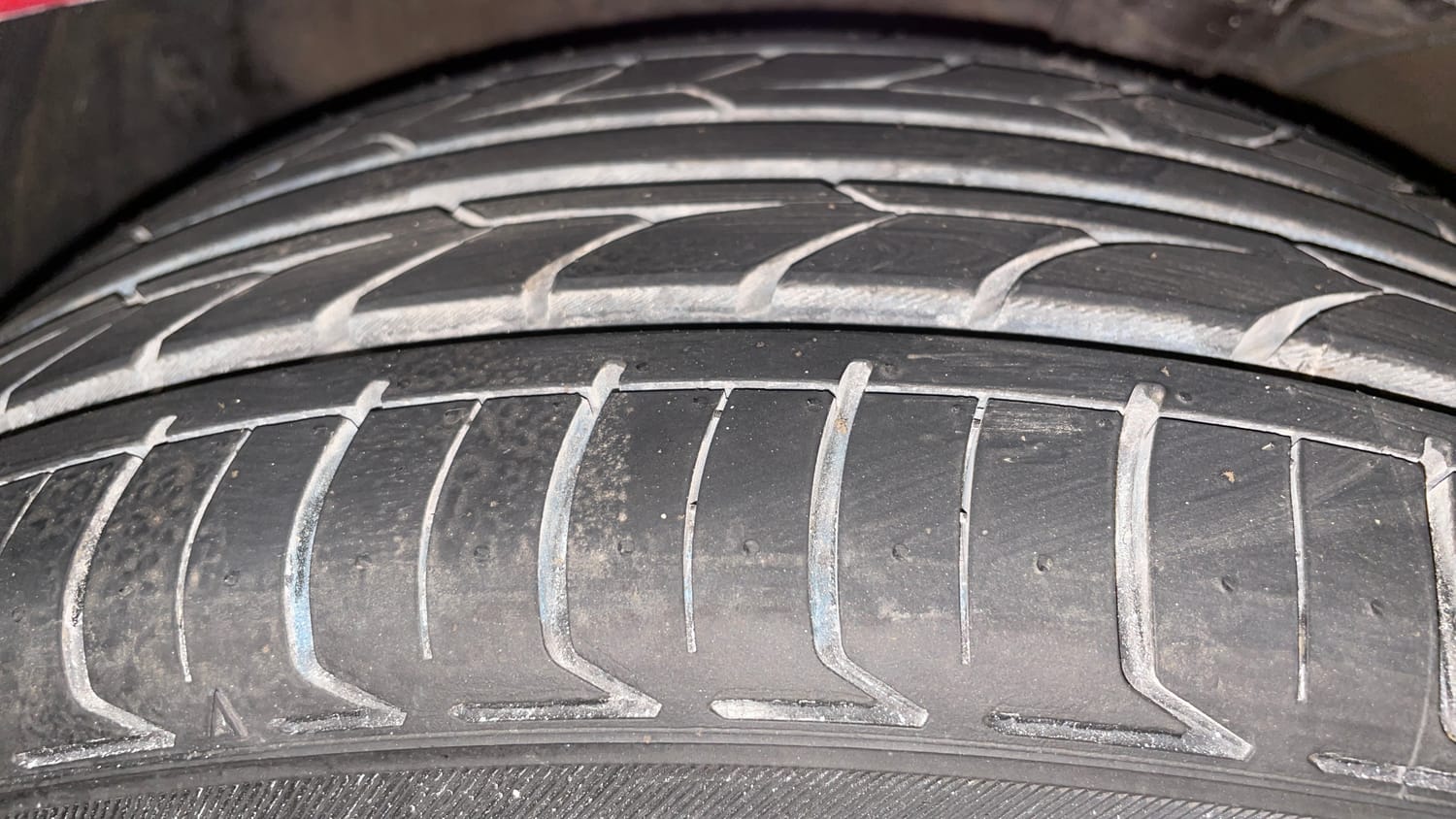 Used 2014 Hyundai Verna Fluidic 1.6 VTVT SX Petrol Manual tyres LEFT FRONT TYRE TREAD VIEW