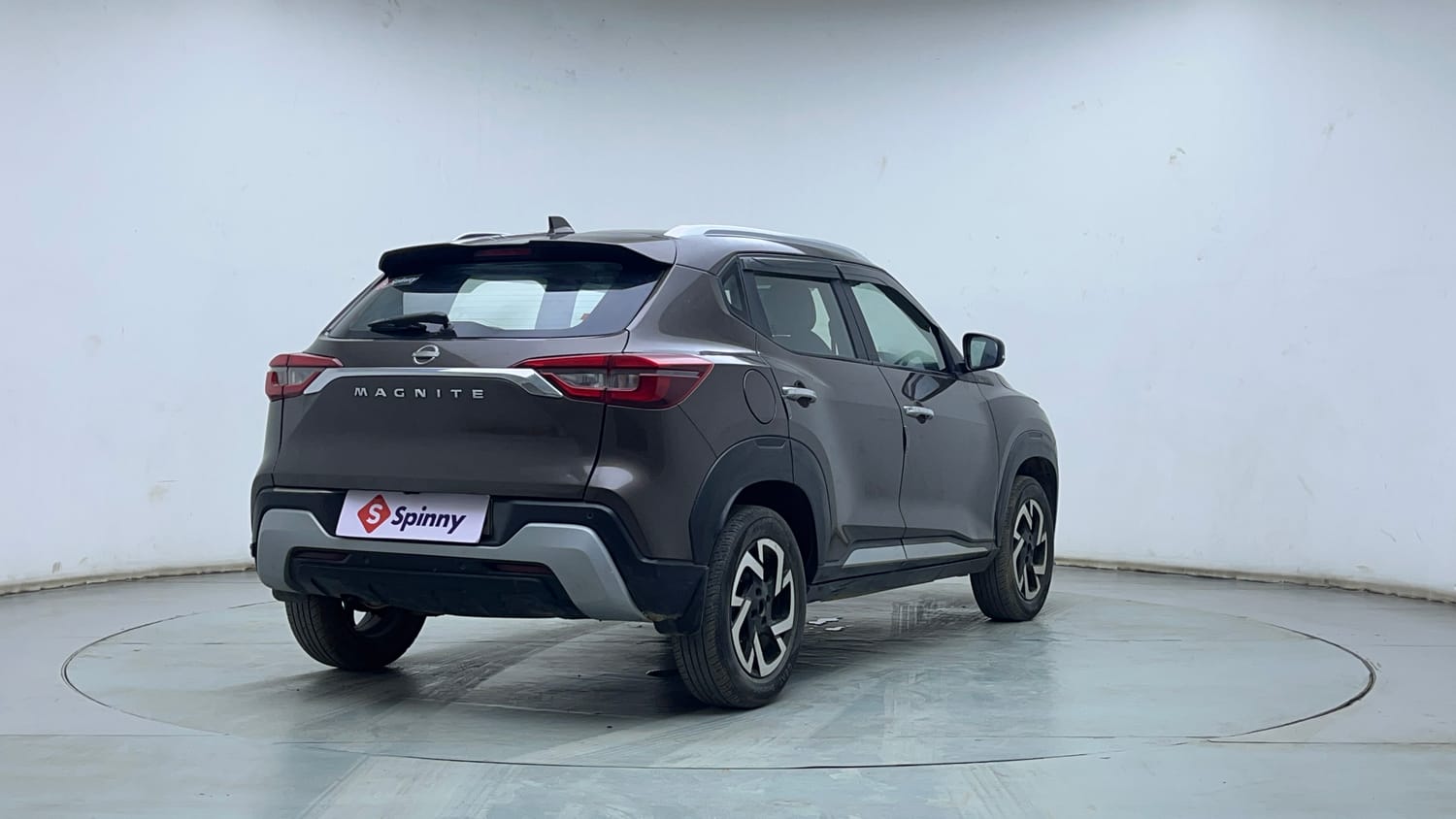 Used 2023 Nissan Magnite XV Petrol Manual exterior RIGHT REAR CORNER VIEW