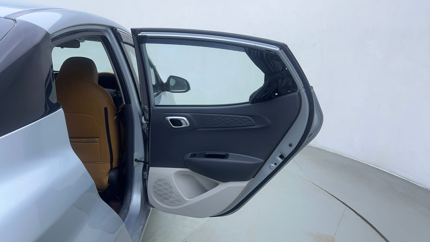 Used 2024 Hyundai Aura SX 1.2 CNG Cng Manual interior RIGHT REAR DOOR OPEN VIEW