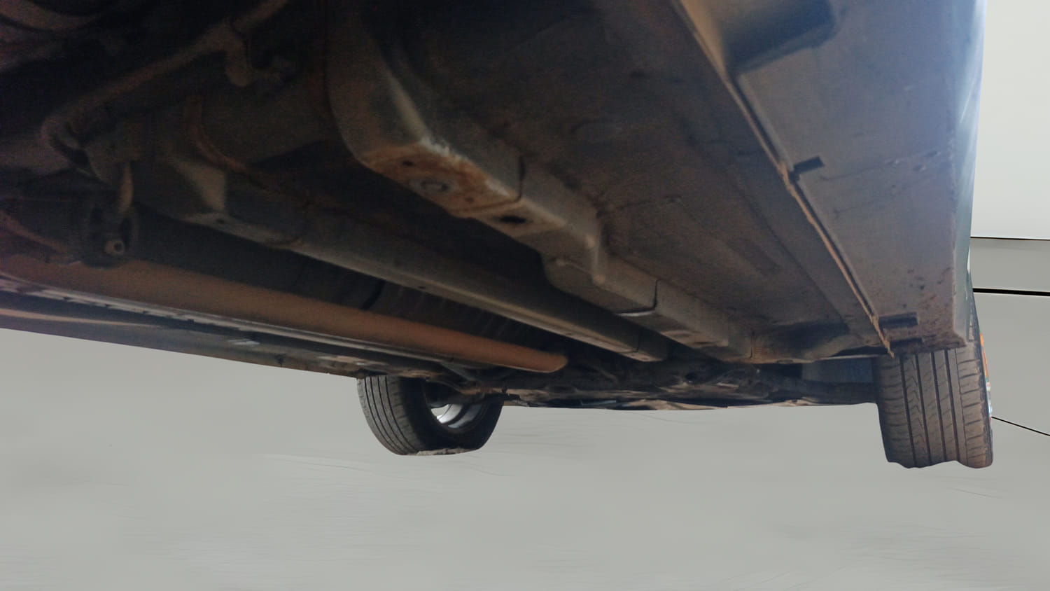 Used 2019 Hyundai Creta SX 1.6 AT CRDi Diesel Automatic extra REAR RIGHT UNDERBODY VIEW