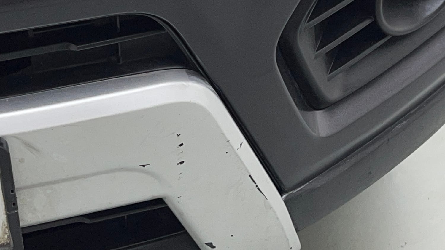Used 2022 maruti-suzuki Vitara Brezza VXi Petrol Manual dents MINOR SCRATCH
