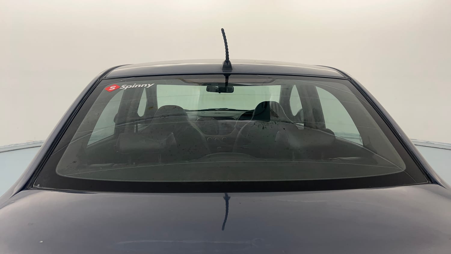 Used 2015 Hyundai Xcent Base 1.2 Petrol Manual exterior BACK WINDSHIELD VIEW
