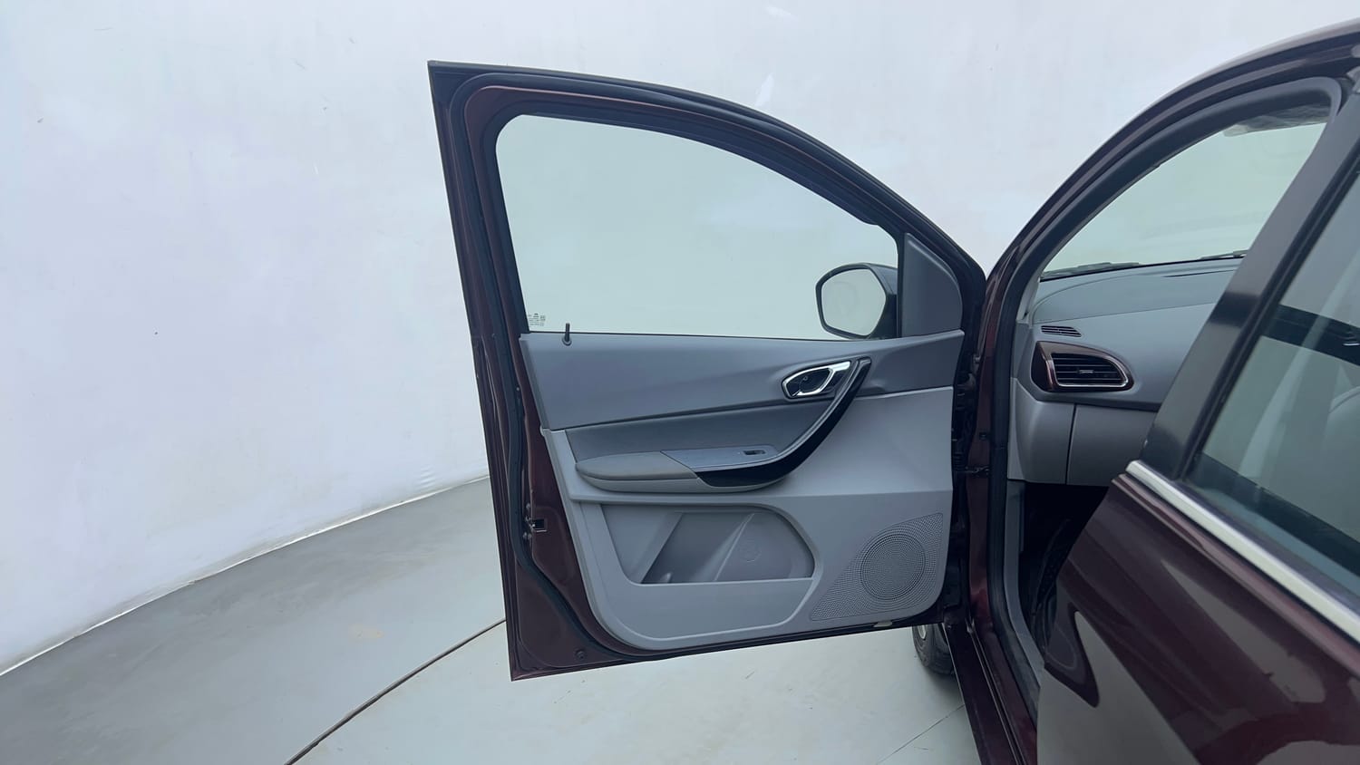 Used 2022 Tata Tigor XZA Plus Petrol Automatic interior LEFT FRONT DOOR OPEN VIEW