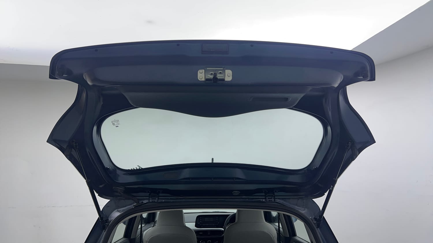Used 2021 Hyundai Grand i10 Nios Magna 1.2 Kappa VTVT Petrol Manual interior DICKY DOOR OPEN VIEW