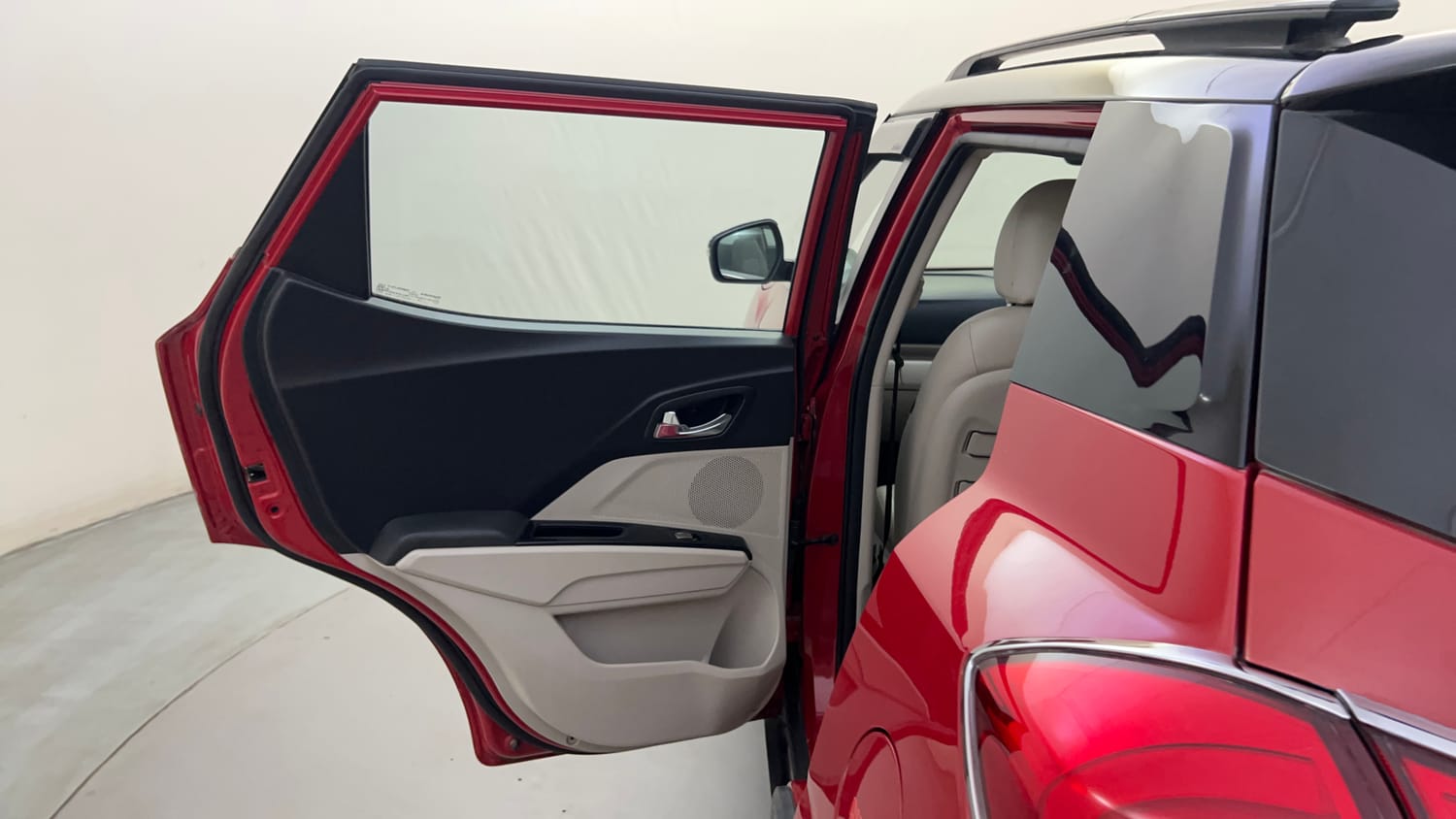 Used 2021 Mahindra XUV 300 W8 (O) 1.5 Diesel AMT Dual Tone Diesel Automatic interior LEFT REAR DOOR OPEN VIEW