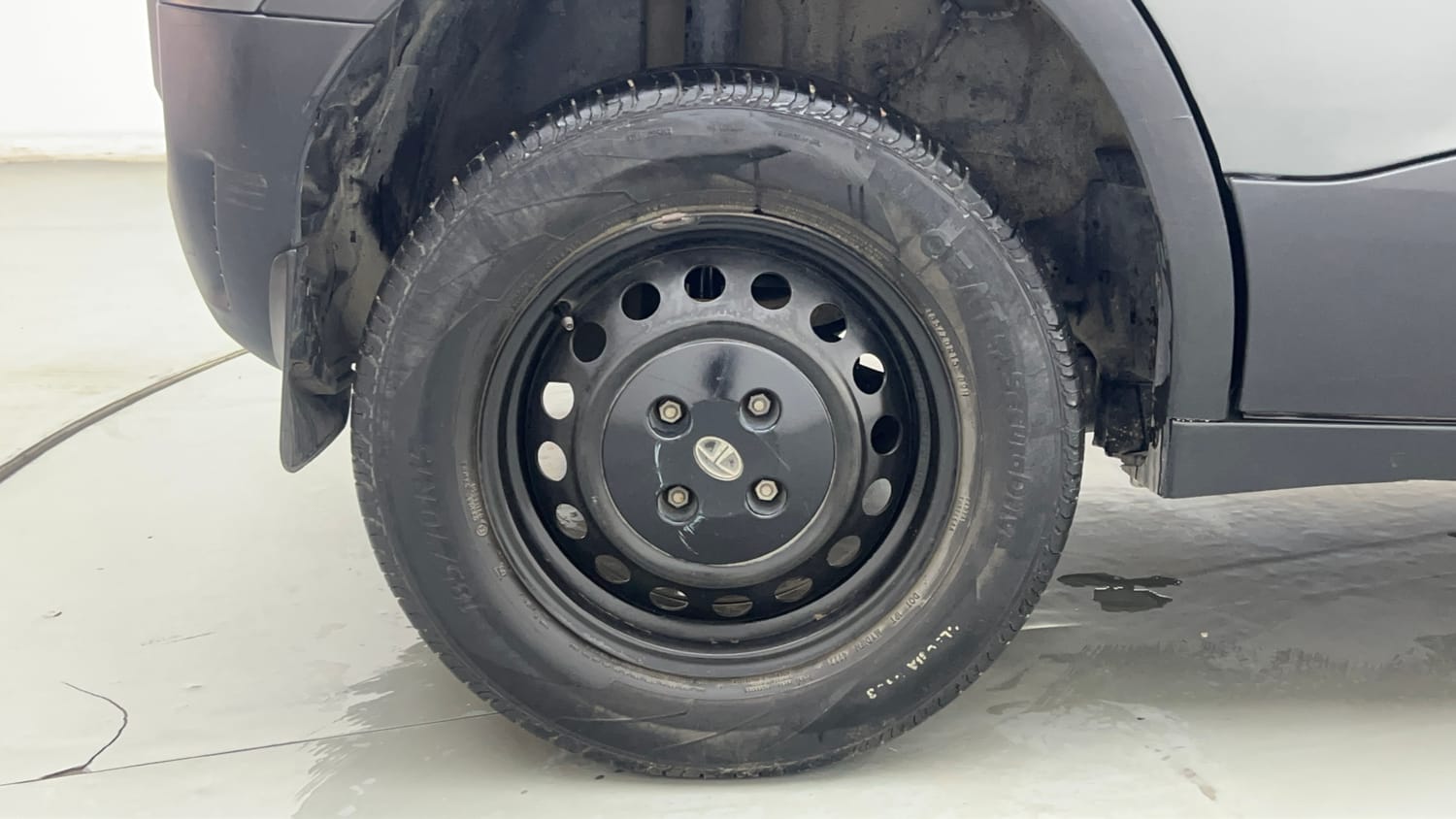 Used 2022 Tata Punch Pure MT Petrol Manual tyres RIGHT REAR TYRE RIM VIEW