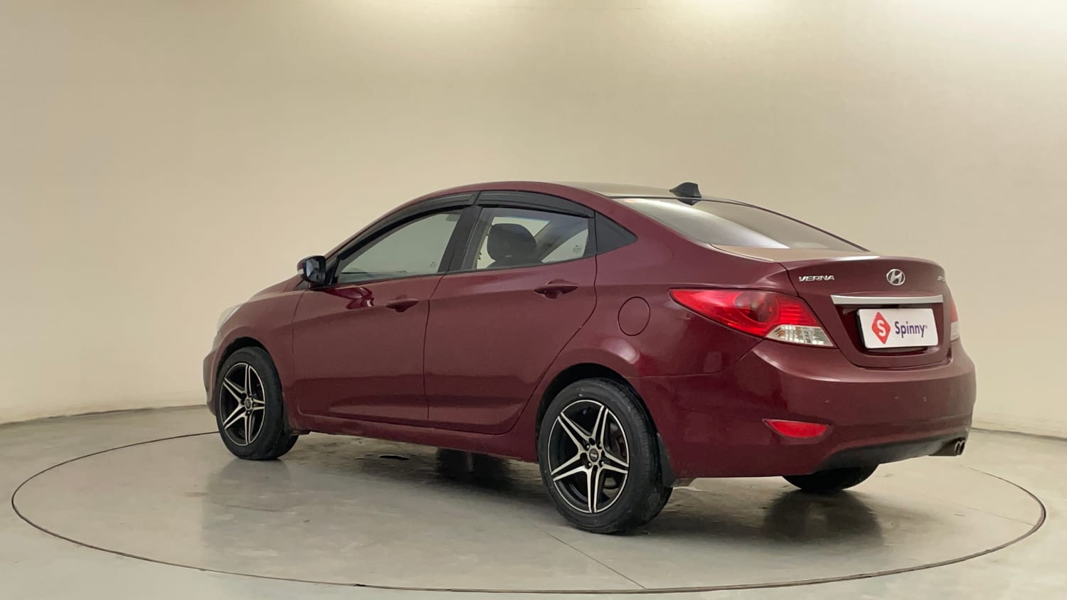 Used 2014 Hyundai Verna Fluidic 1.6 VTVT SX Petrol Manual exterior LEFT REAR CORNER VIEW