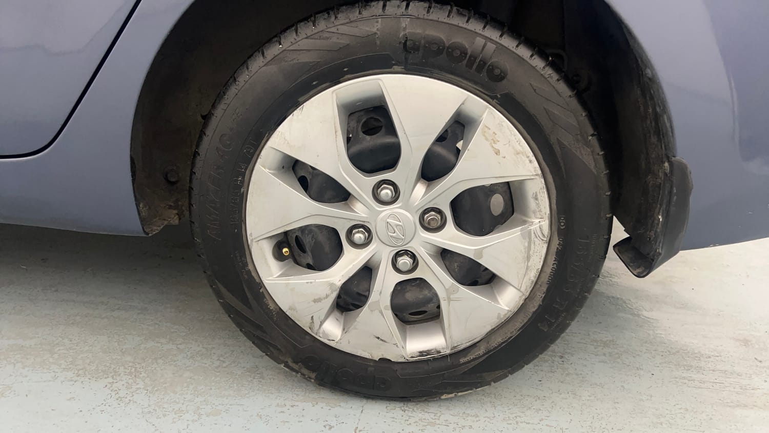 Used 2015 Hyundai Xcent Base 1.2 Petrol Manual tyres LEFT REAR TYRE RIM VIEW