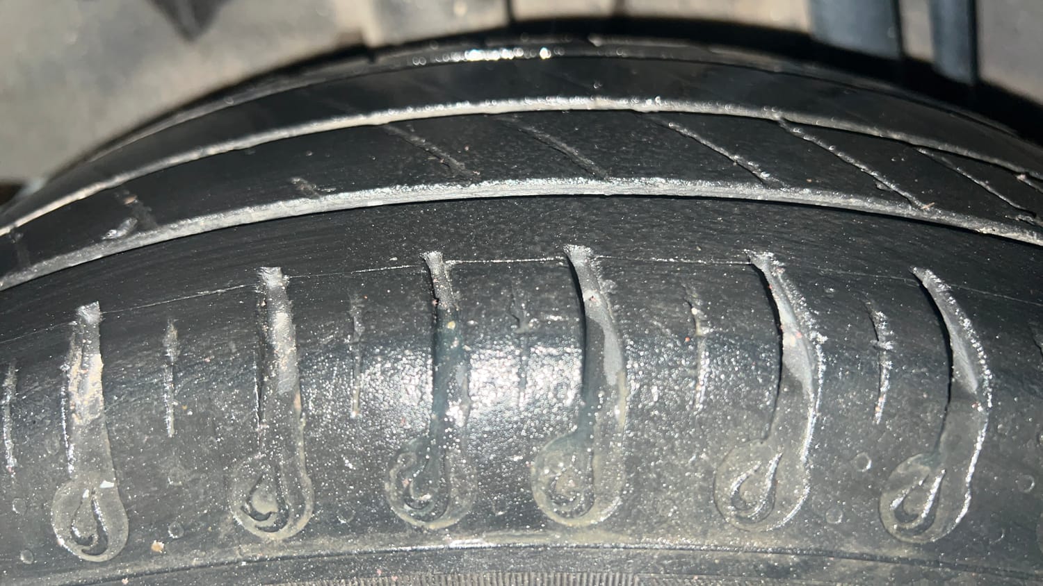 Used 2020 Renault Kwid RXL Petrol Manual tyres RIGHT REAR TYRE TREAD VIEW