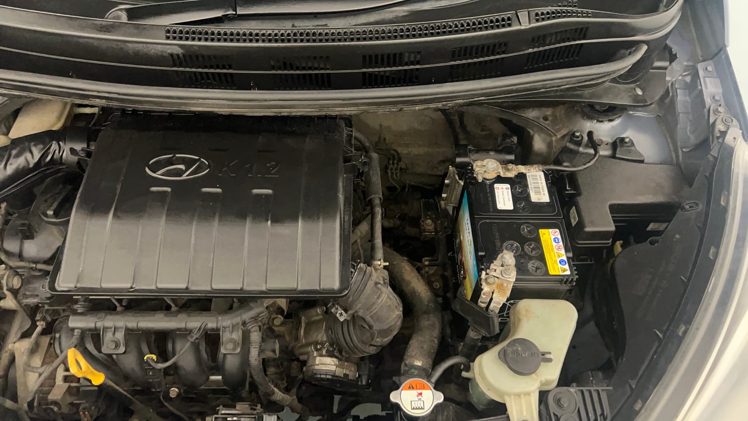 Used 2015 Hyundai Xcent Base 1.2 Petrol Manual engine ENGINE LEFT SIDE VIEW