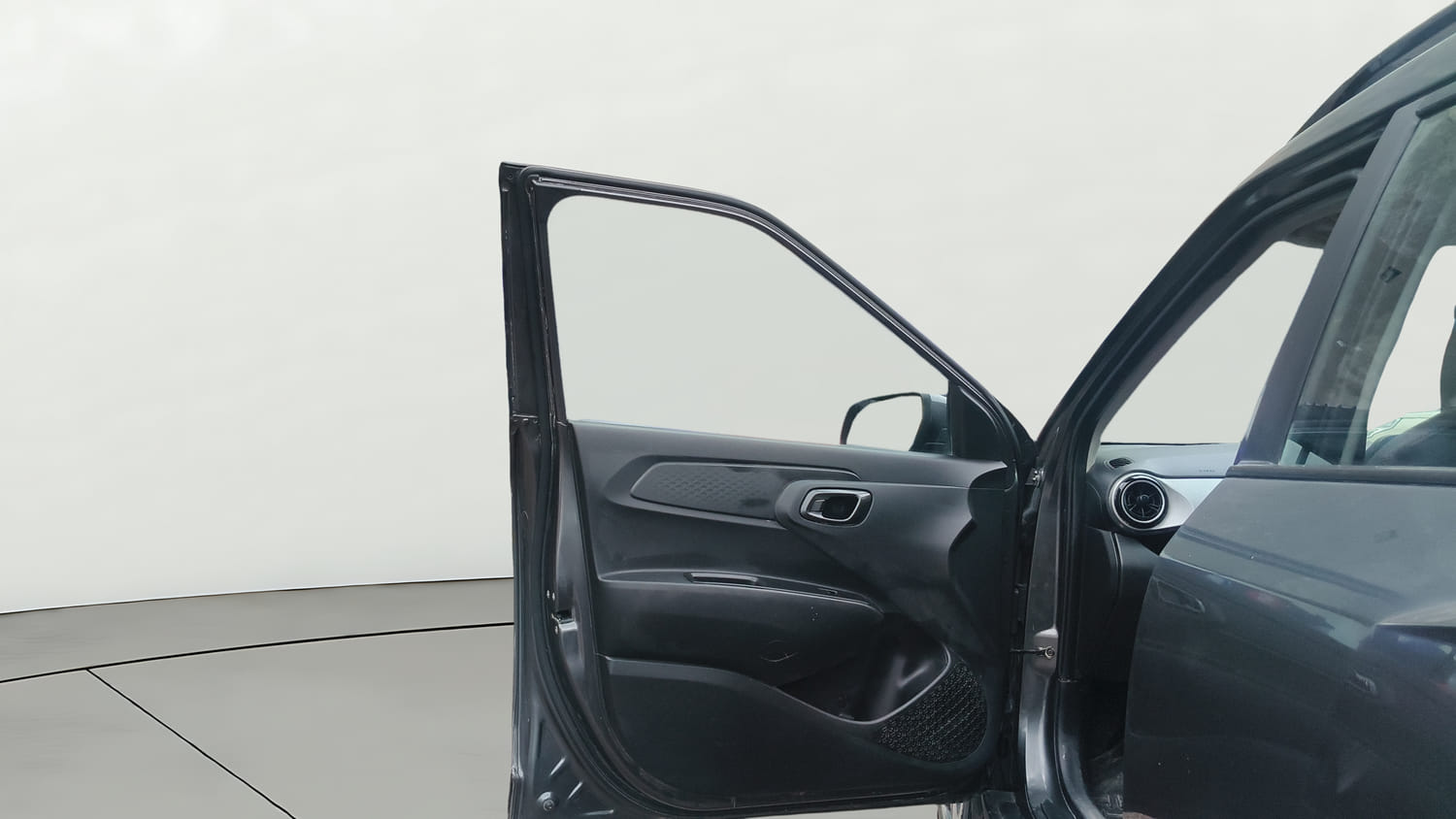 Used 2024 Hyundai Exter SX 1.2 MT Petrol Manual interior LEFT FRONT DOOR OPEN VIEW