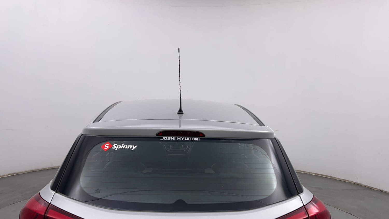 Used 2016 Hyundai Elite i20 Sportz 1.2 Petrol Manual exterior BACK WINDSHIELD VIEW
